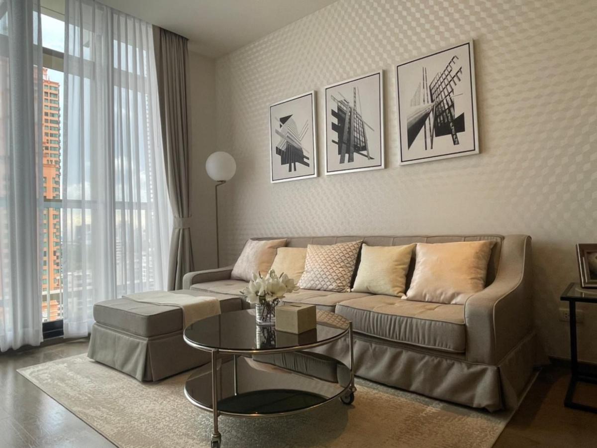 Park Origin Phrom phong