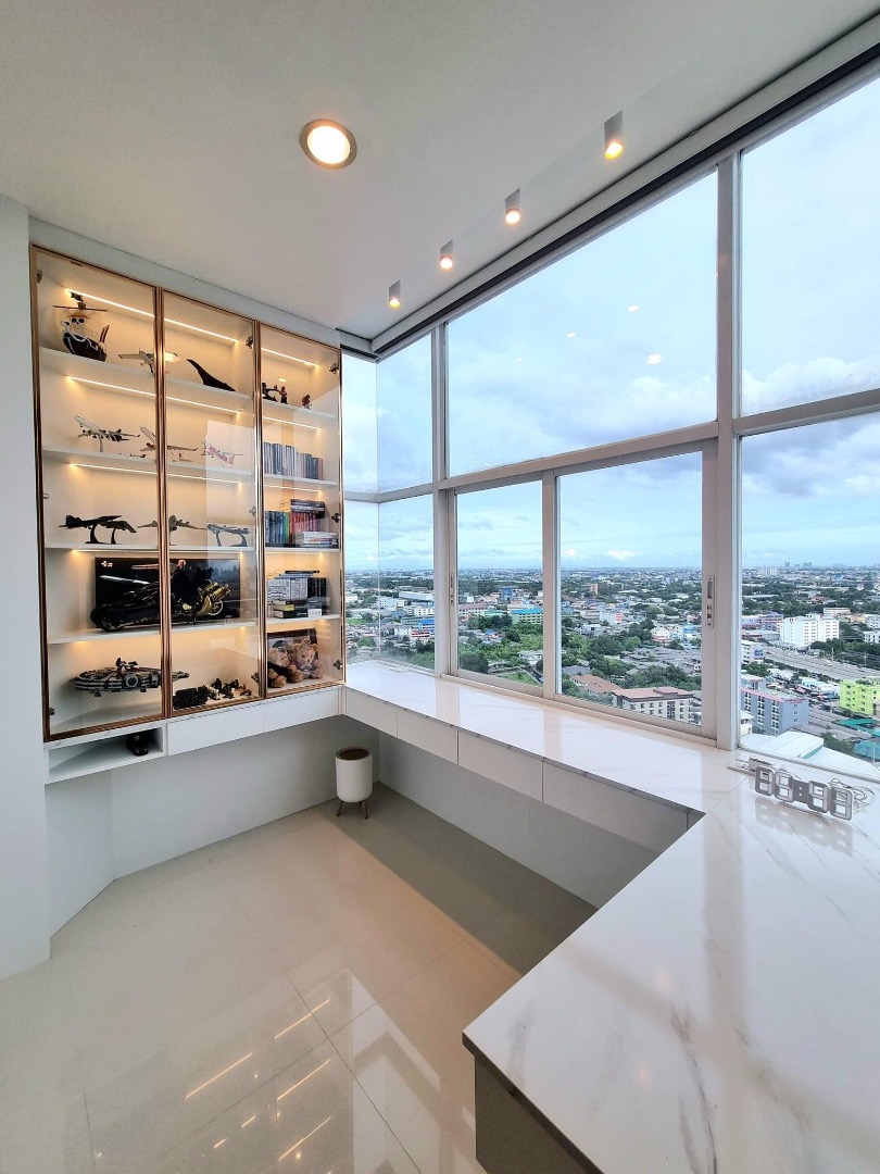  The Four Wings Residence