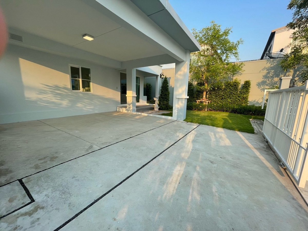  Sivalee Srinakarin–Romklao