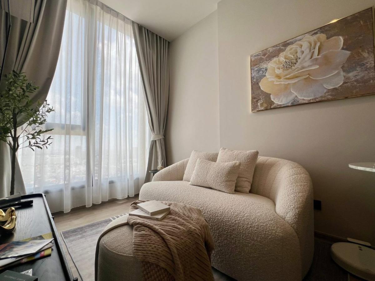 The Crest Park Residences 