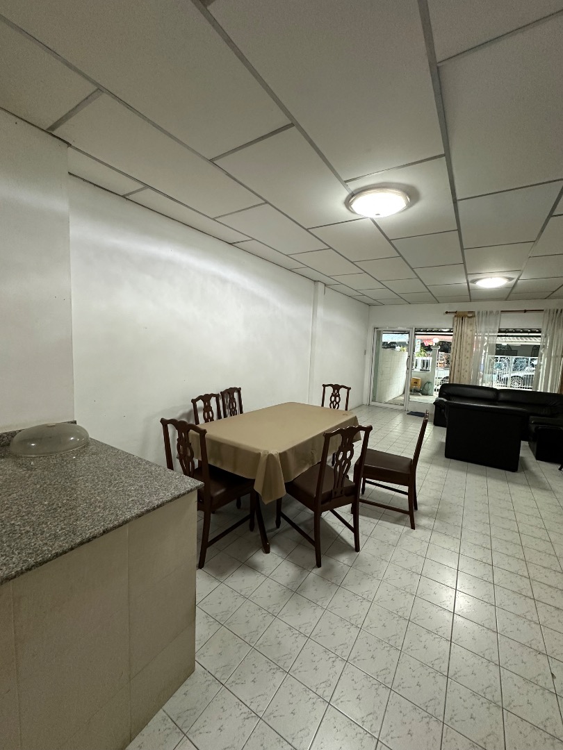 ให้เช่า — บ้านพัฒนาการ 29 ใกล้เอกมัย / ทองหล่อ