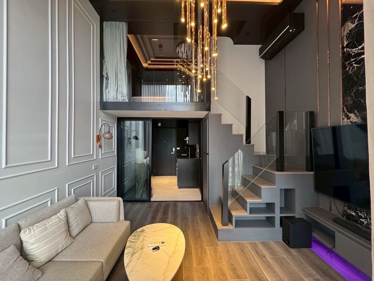 Knightbrige Space ratchayotin 