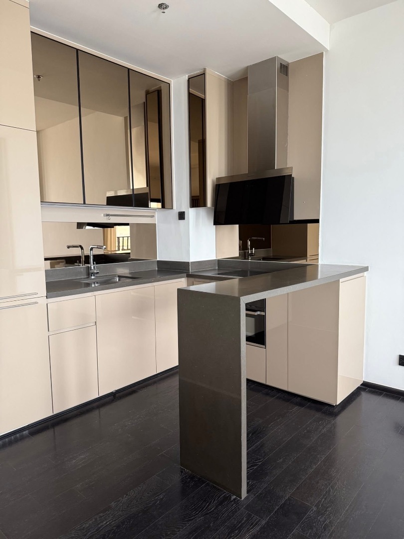 PARK ORIGIN THONGLOR