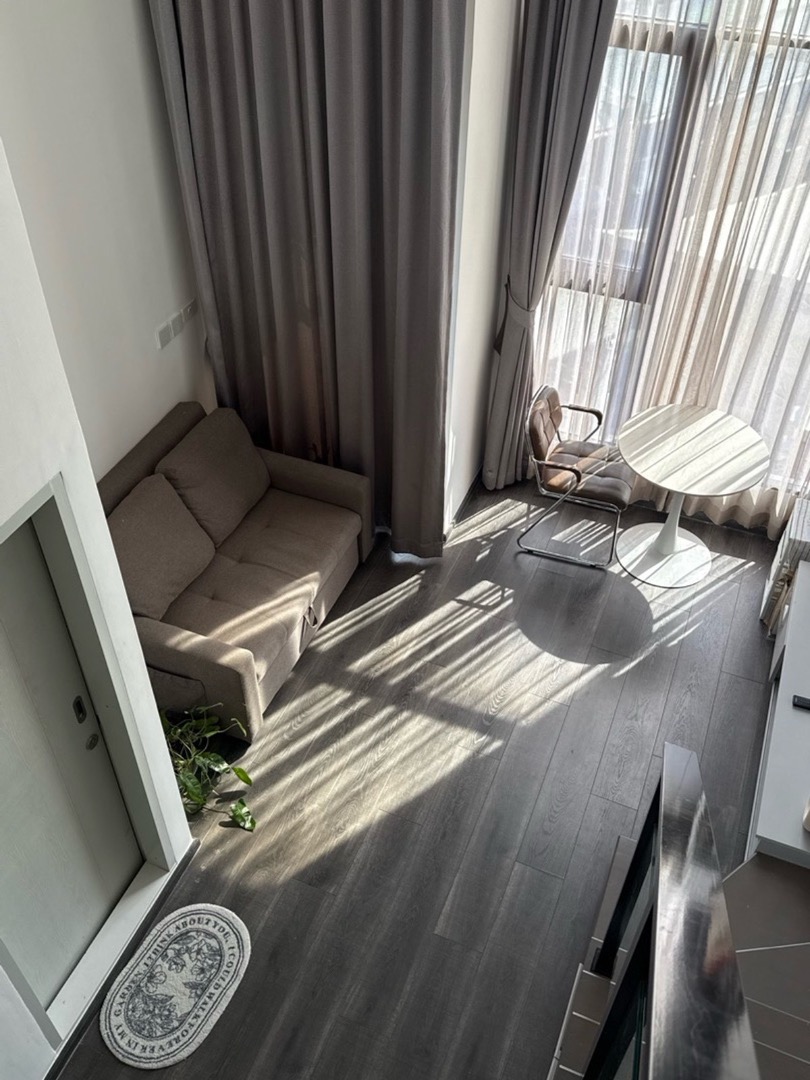 Knightsbridge Space Ratchayothin