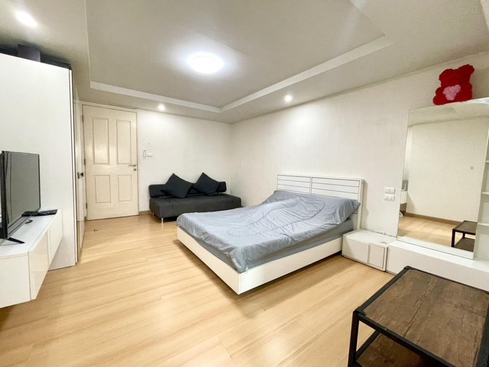 Happy condo รัชดา 