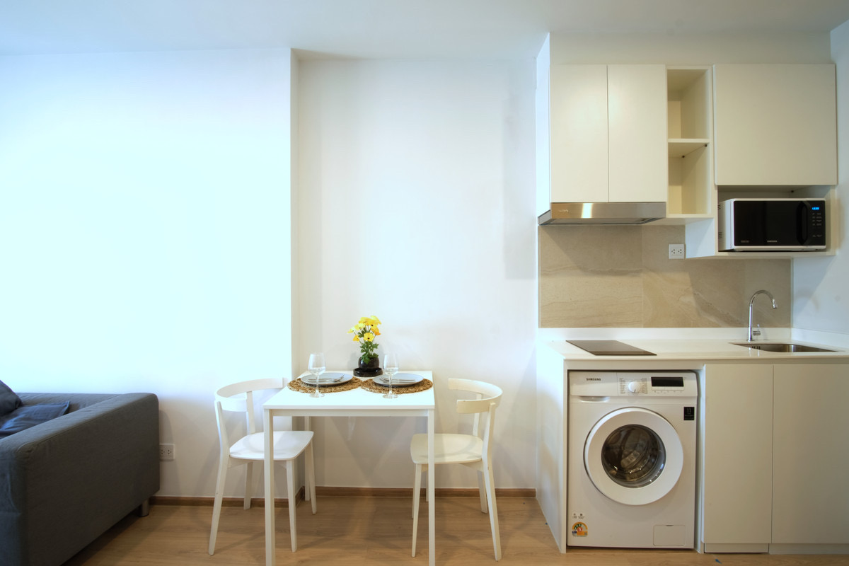 Life Rama 4 – Asoke