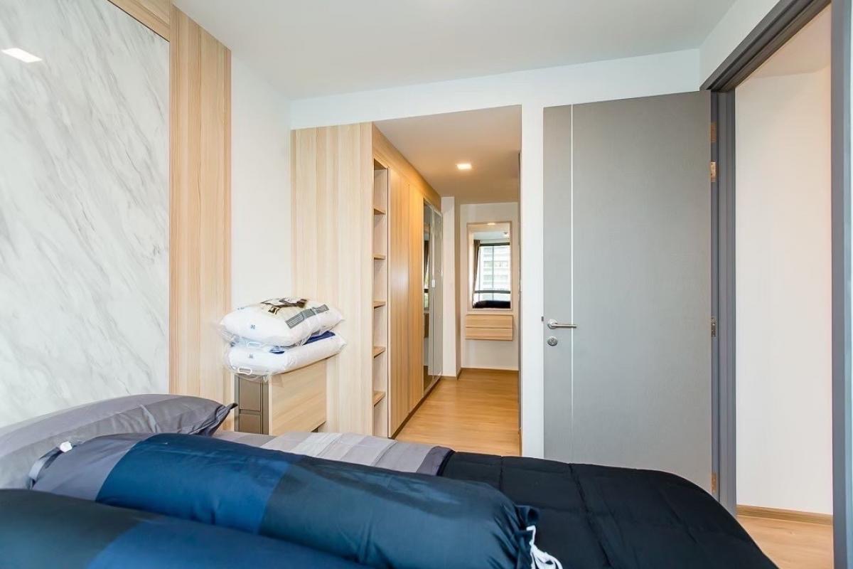 Taka Haus Ekkamai 12