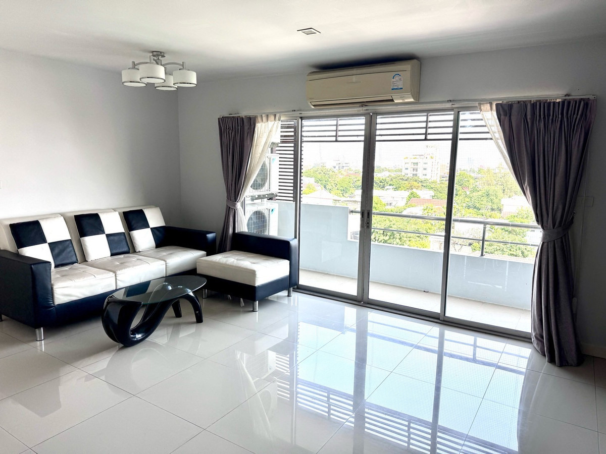 PP Plus Sukhumvit 71 