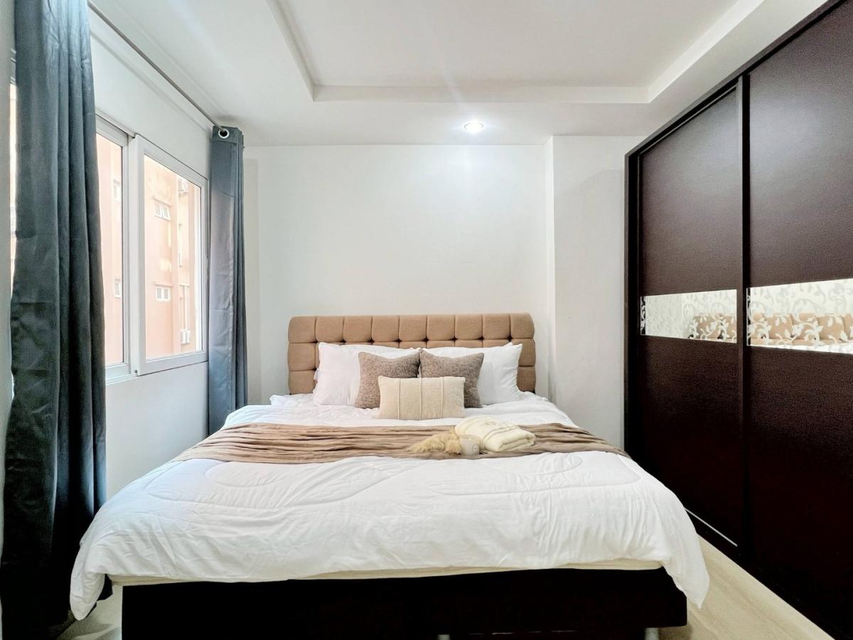 แฮปปี้ คอนโด รัชดา 18