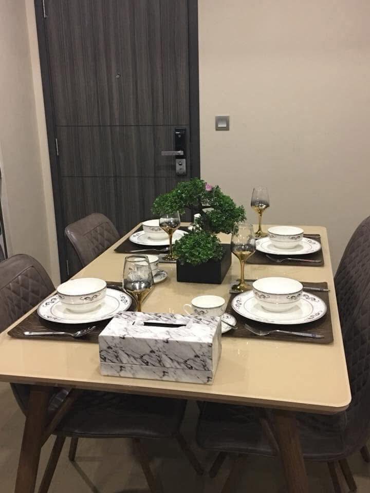 แอชตัน อโศก