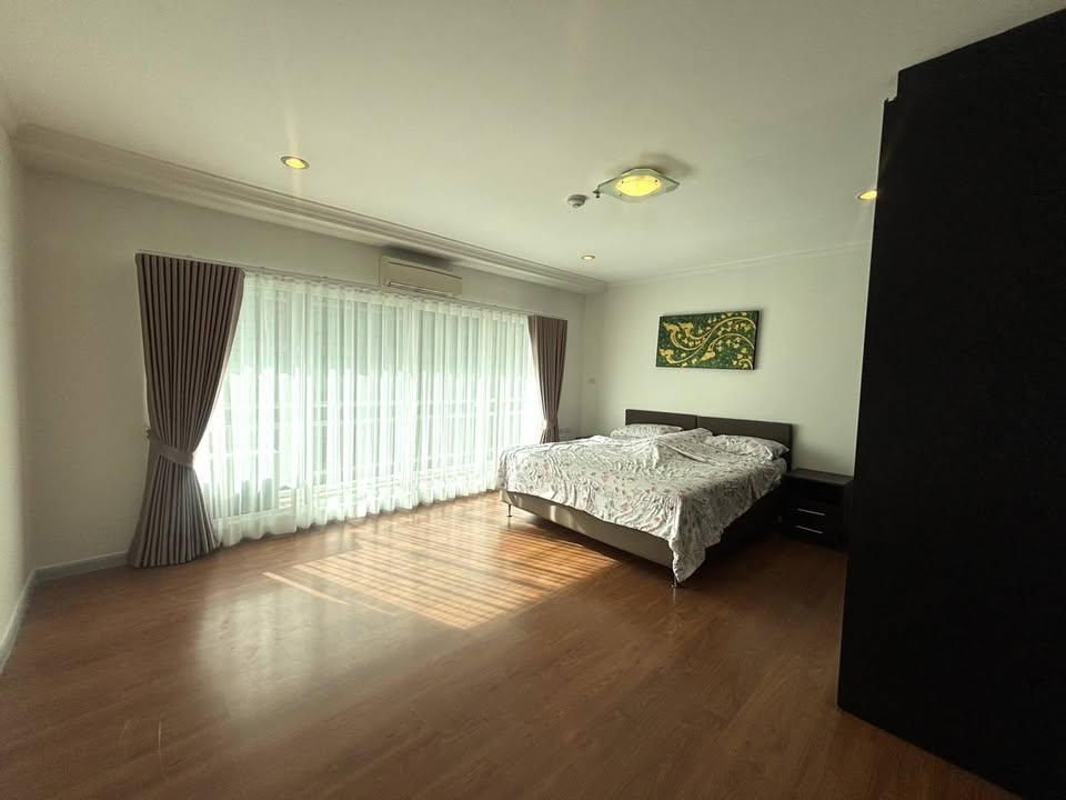 แกรนด์ ปาร์ค วิว อโศก