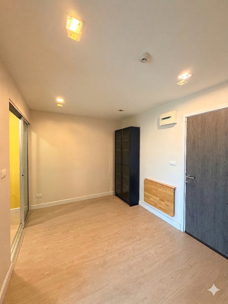 MetroLuxe Paholyothin - Sutthisan