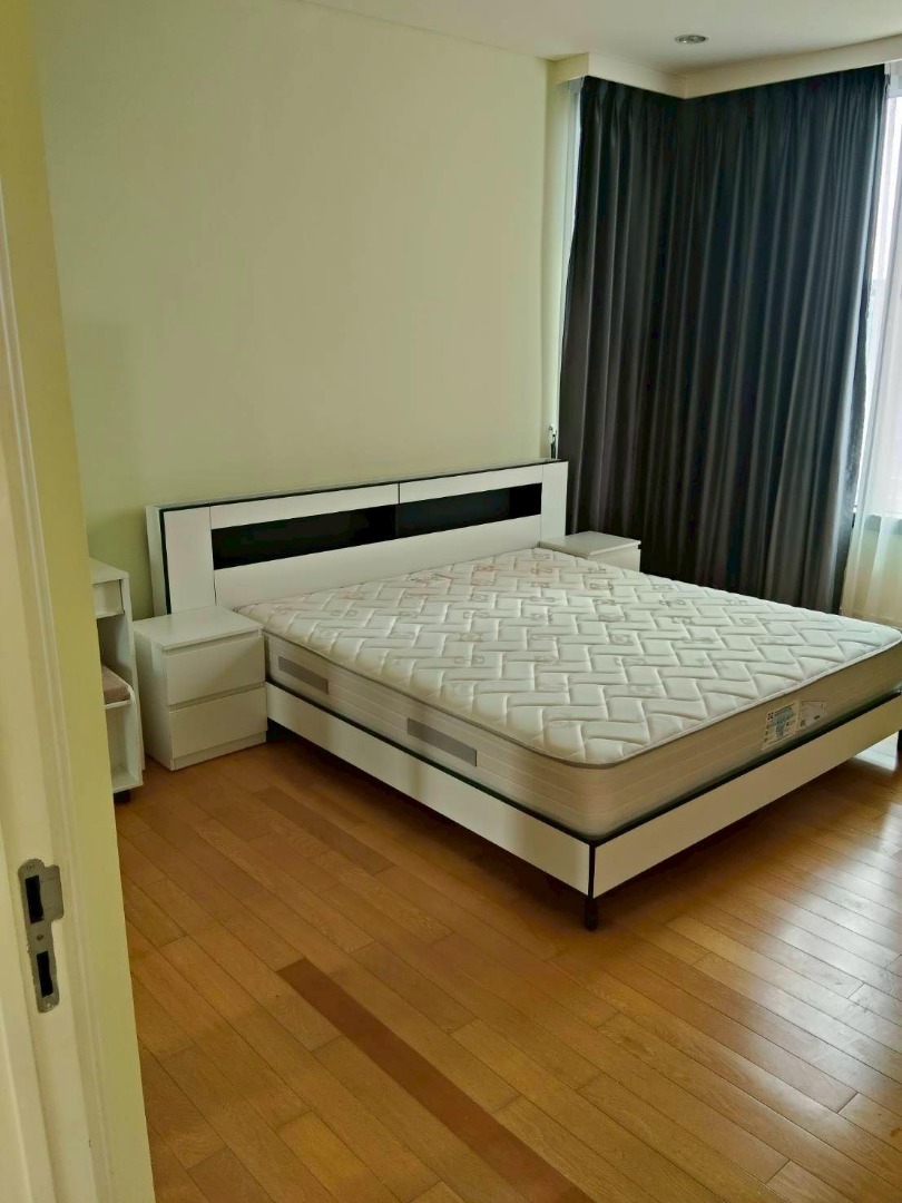 Aguston Sukhumvit 22