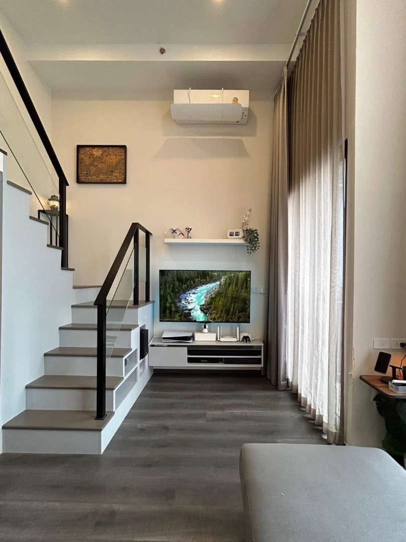 Knightsbridge Space Ratchayothin