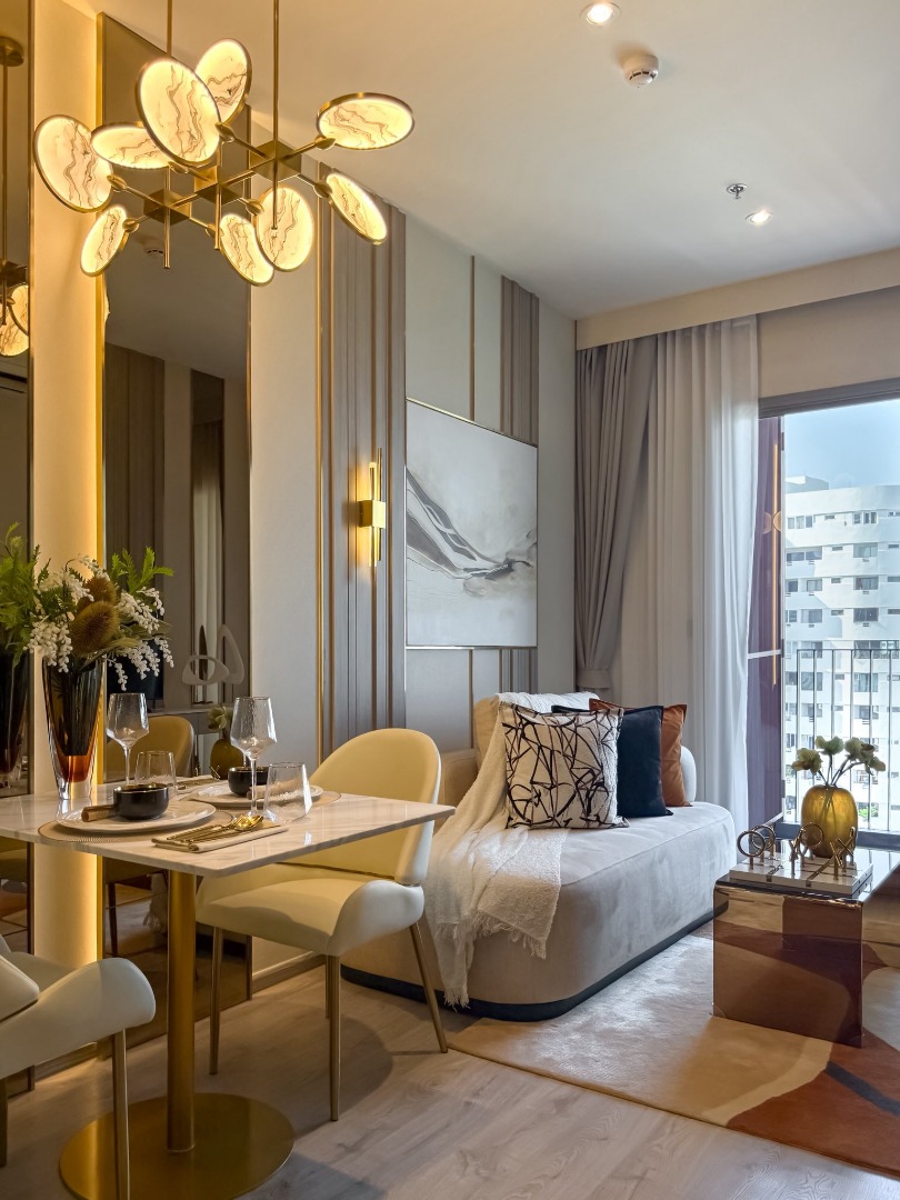 Rhythm Ekkamai Estate