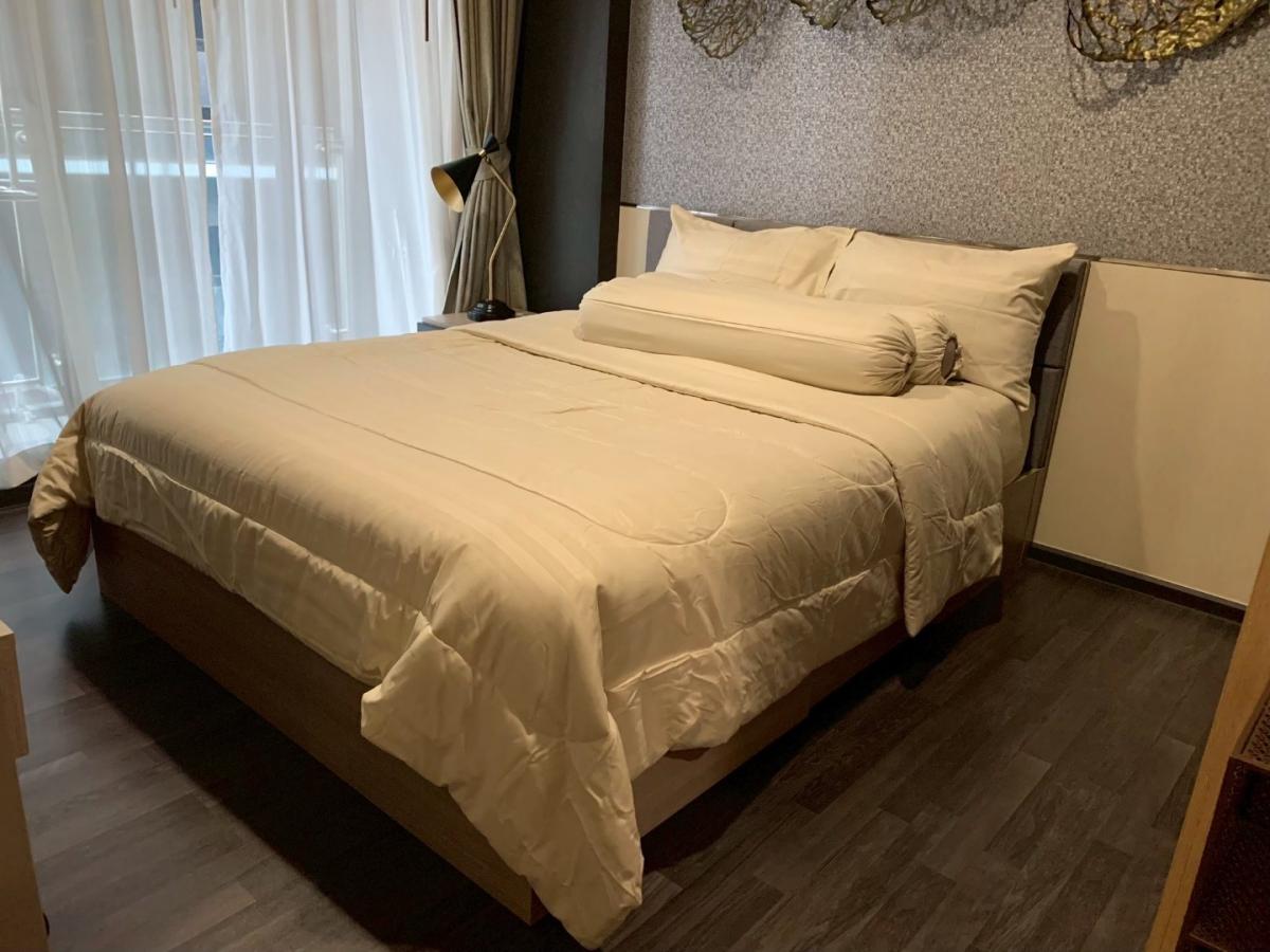 The Line Asoke - Ratchada