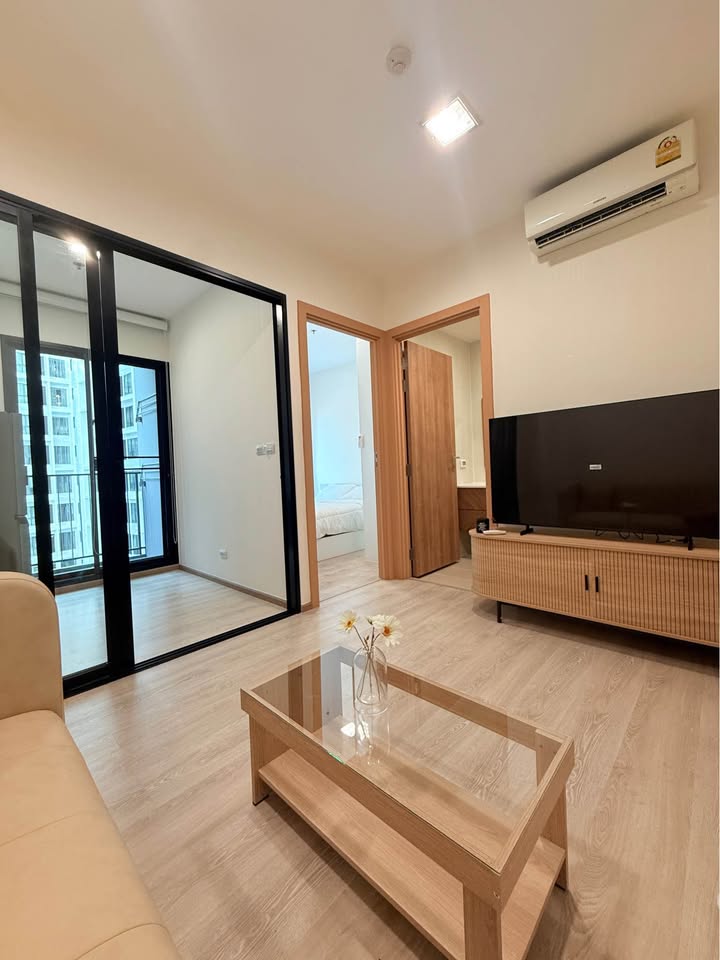 Condolette Midst Rama 9