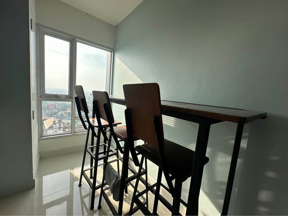 Centric Tiwanon Station