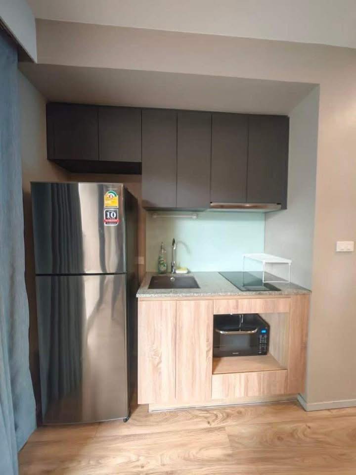 Blossom @ Sathorn Charoenrat 