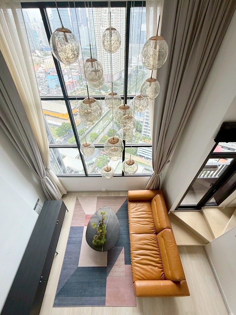 Knightsbridge Prime Sathorn