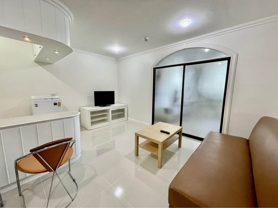 Supalai Place Sukhumvit 39