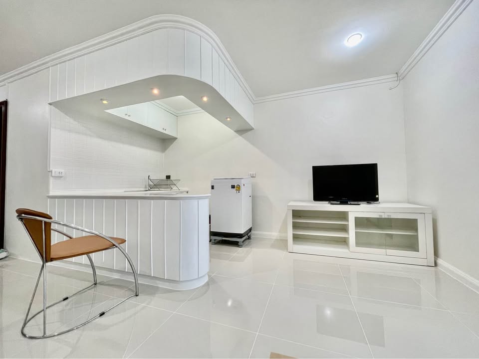 Supalai Place Sukhumvit 39