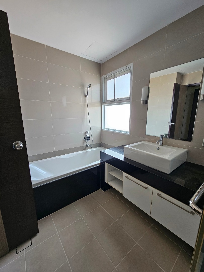 Supalai River Resort Charoen Nakhon