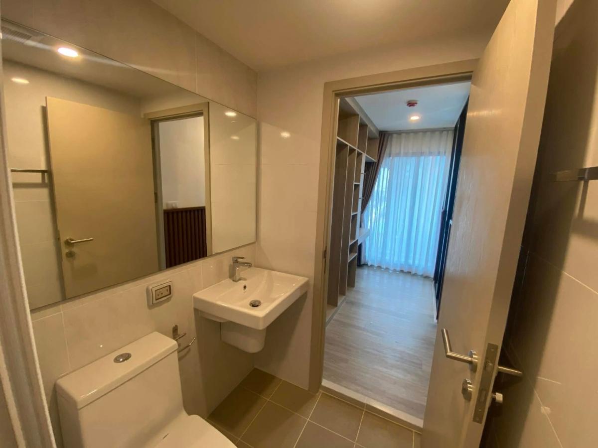 Origin Play Sri Udom Suk Station