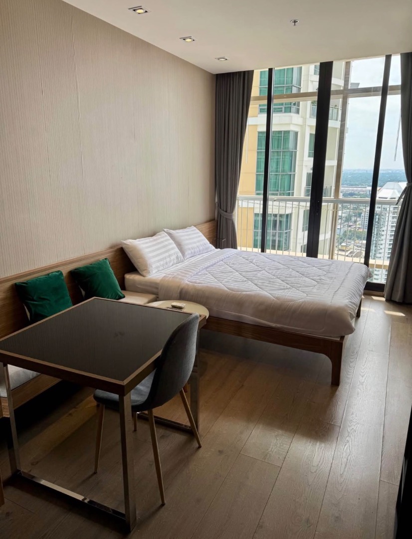 Park Origin Phrom Phong🌿🤍