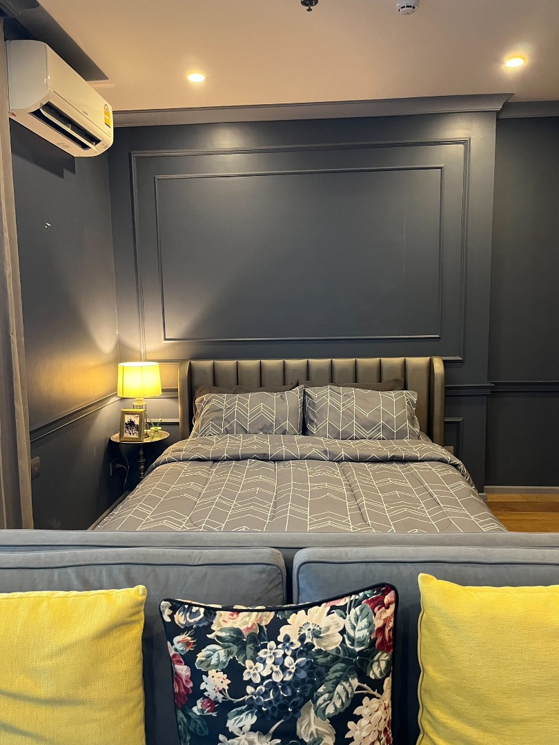 Q​ Chidlom Phetchaburi​