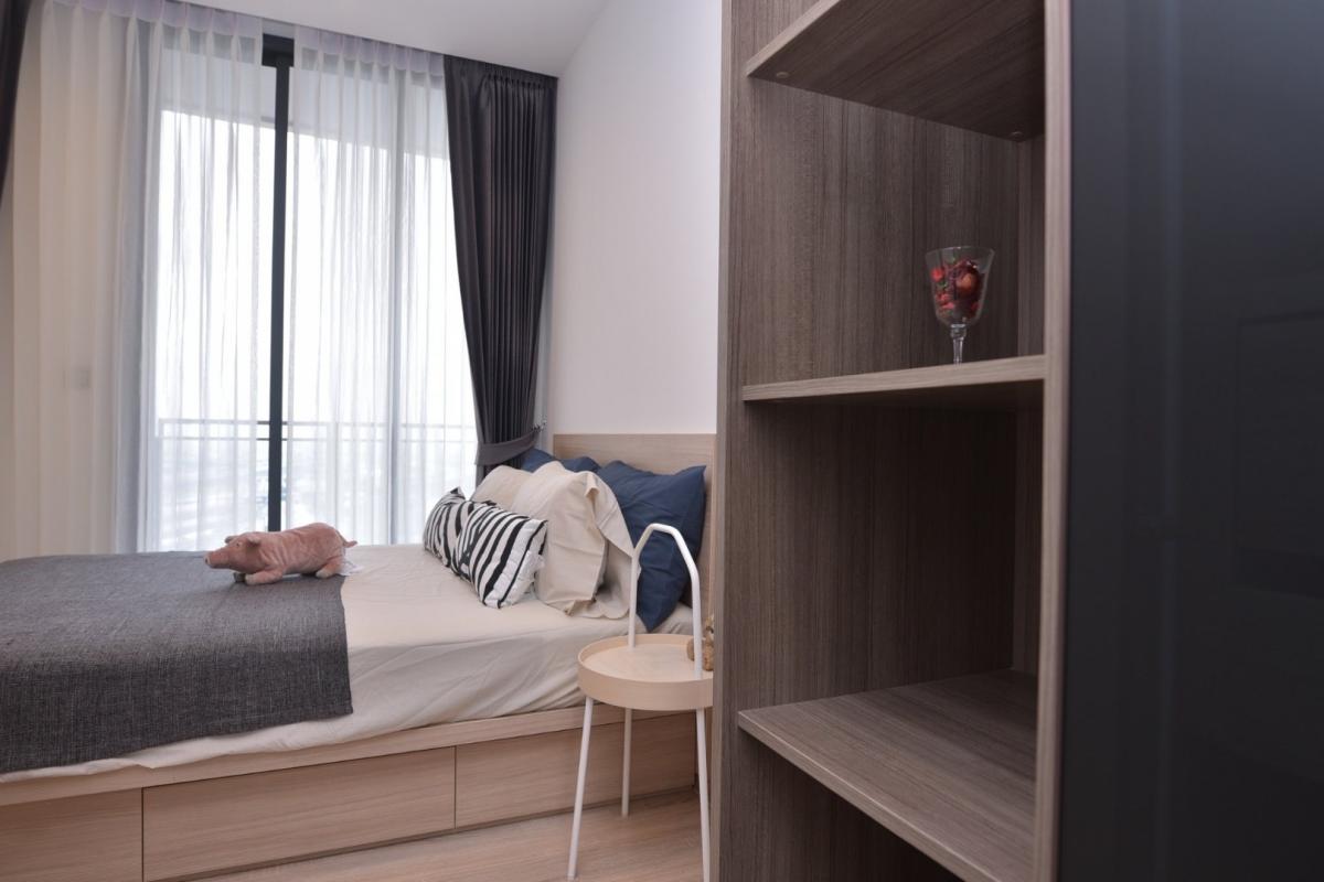 The Line Phahol Pradipat