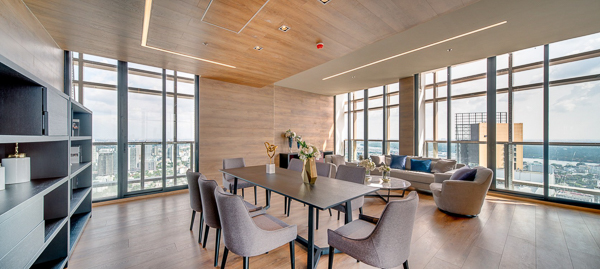 Park Origin Phrom Phong