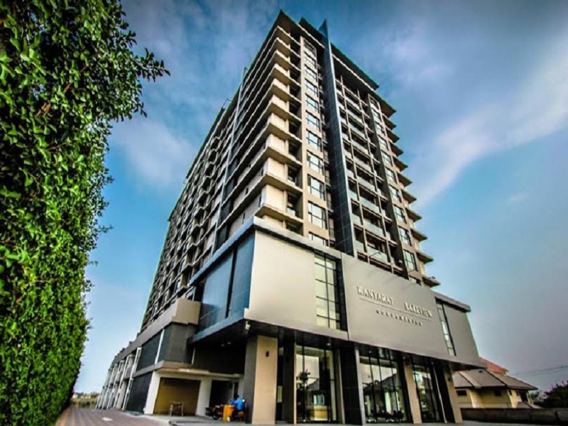 Kanyarat-Lakeview-Condominium