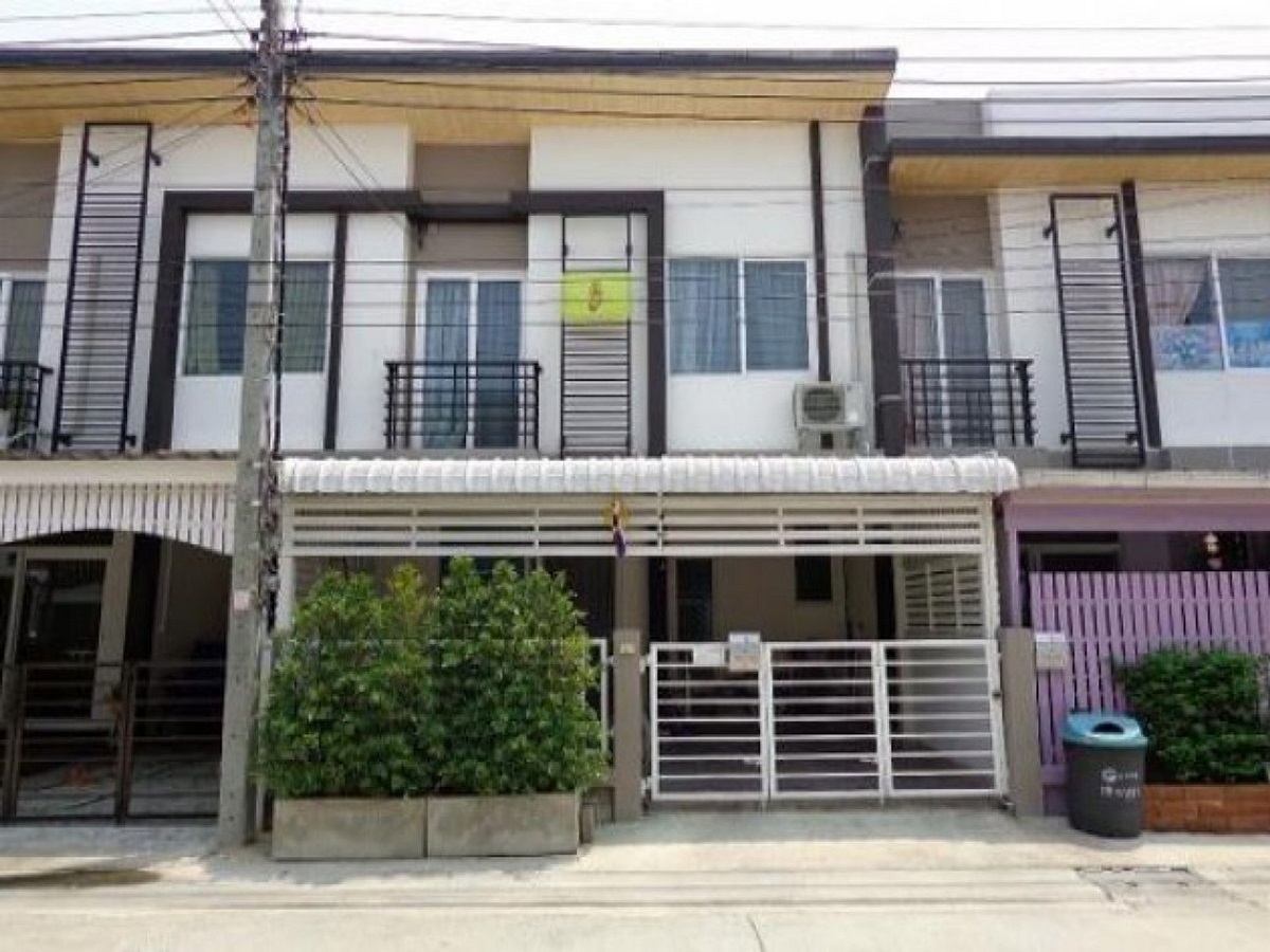 กัสโต้-ทาวน์โฮม-พหลโยธิน-48