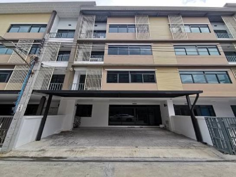 อัพทาวน์-สาธุประดิษฐ์-20