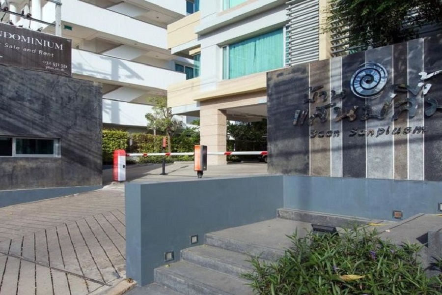 Baan-Sanpluem-Hun-Hin