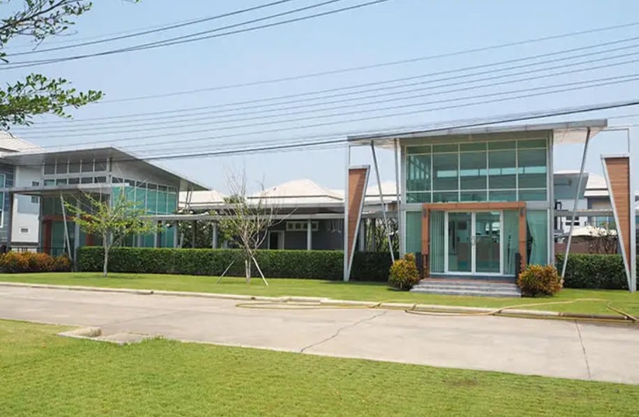 Suetrong-Preminum-Bangbuathong-340