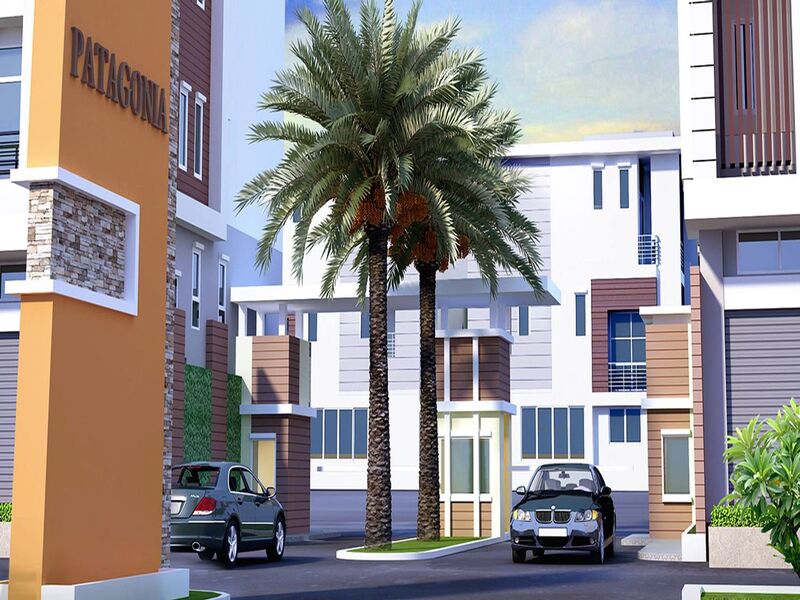 Patagonia-Ramintra-Hathairat