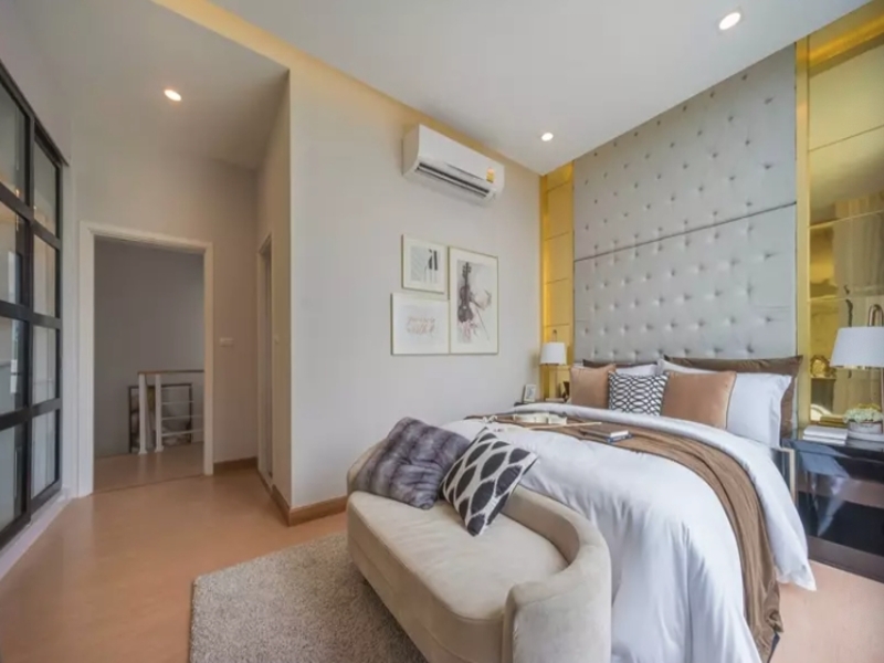 Patio-Ramkhamhaeng-Wongwaen