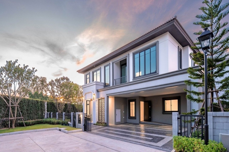 แกรนด์-บริทาเนีย-วงแหวน-ประชาอุทิศ