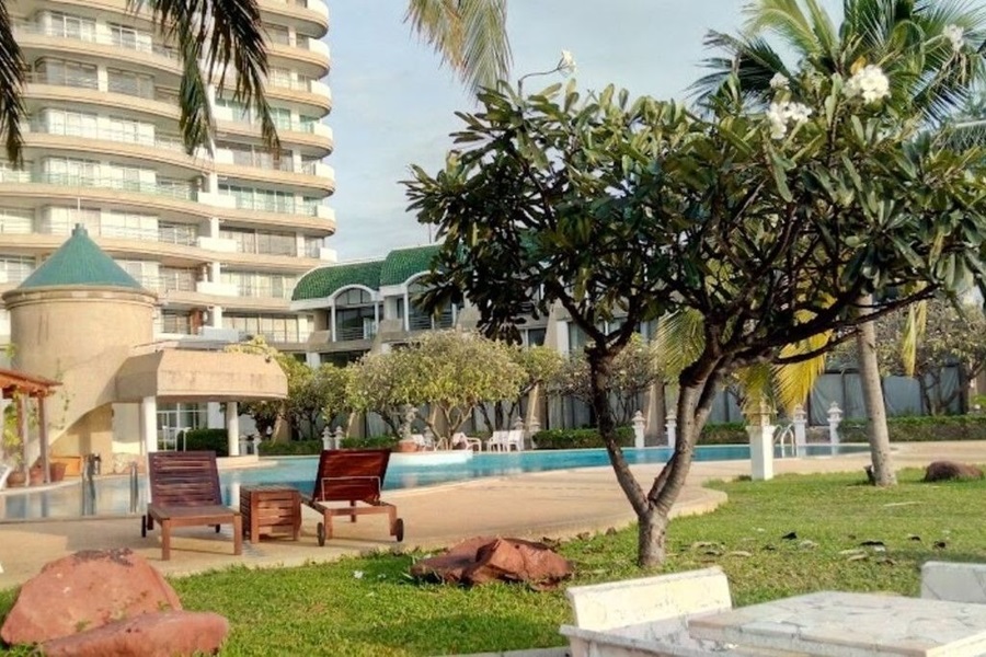 Royal-Beach-Condo-Hat-Chao-Samran